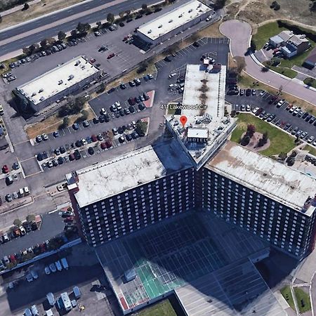 Satellite Hotel Colorado Springs Exterior foto